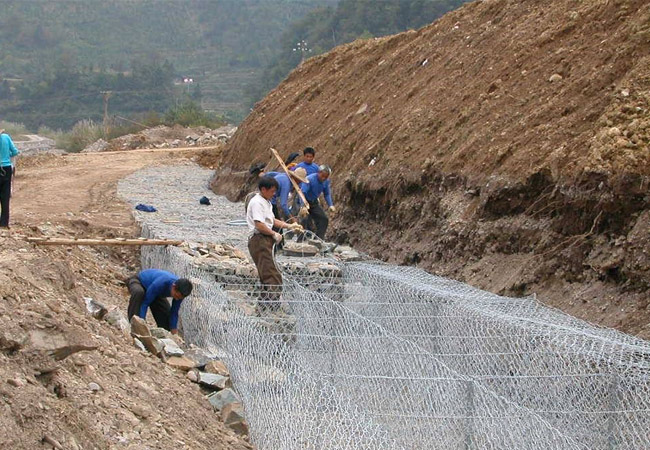 2014年 云南省龍陵縣勐梅河鎮安段治理工程